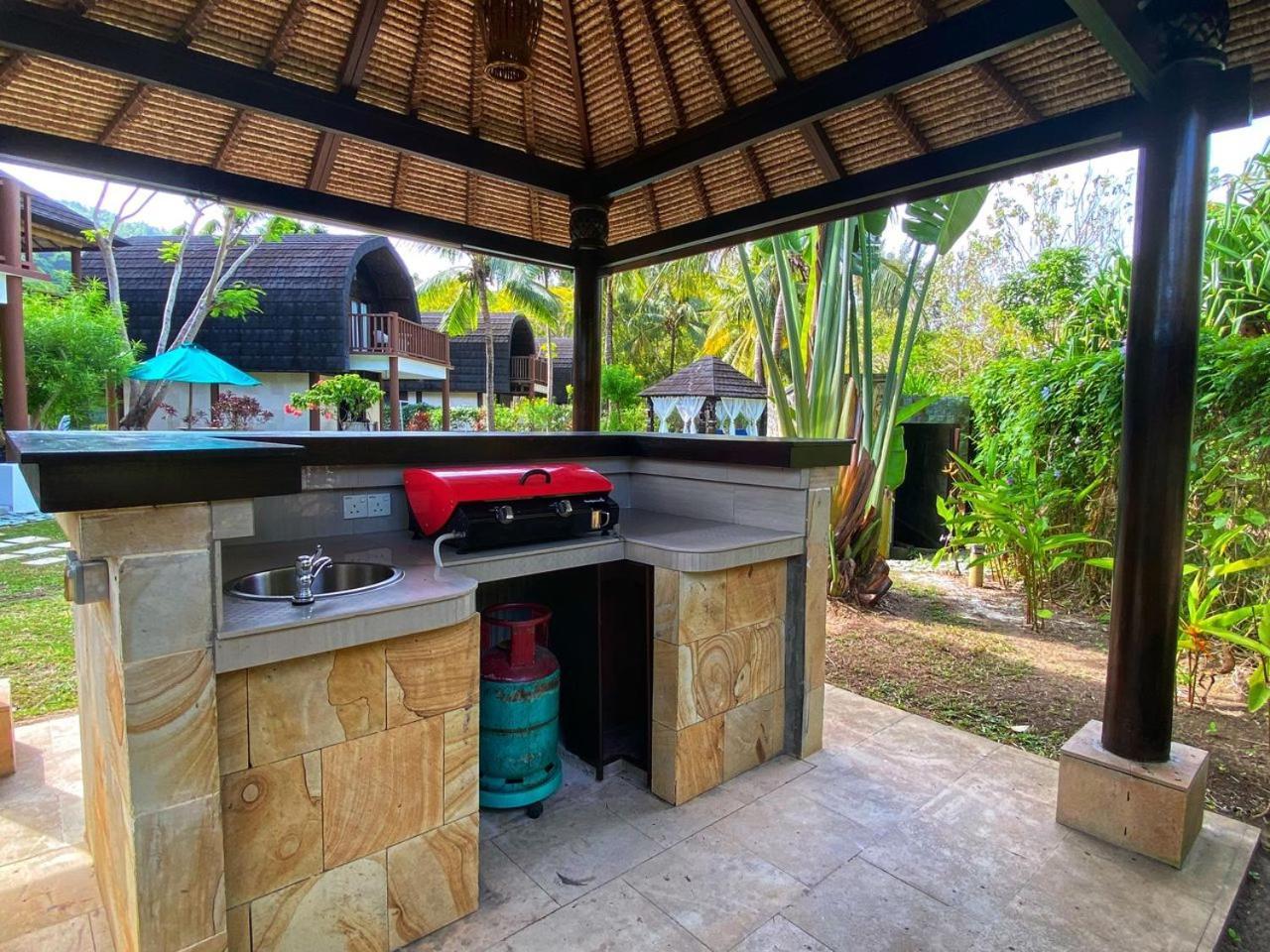 Kudat Riviera Exclusive Beach Villas Bagian luar foto